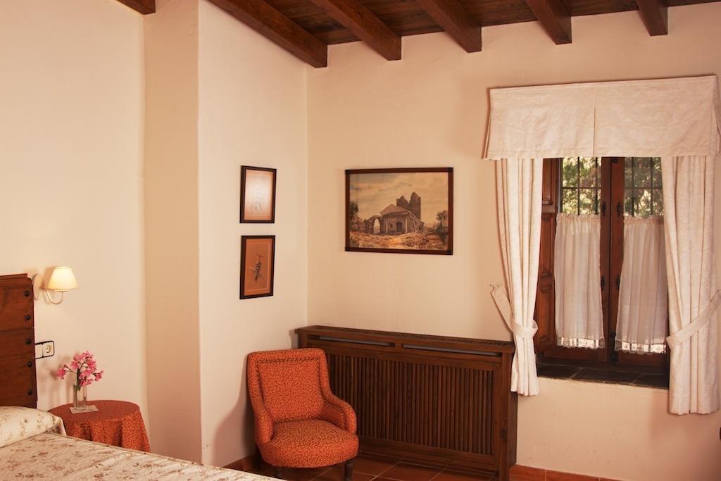 Palacio Viejo De Las Corchuelas Torrejón el Rubio Kültér fotó